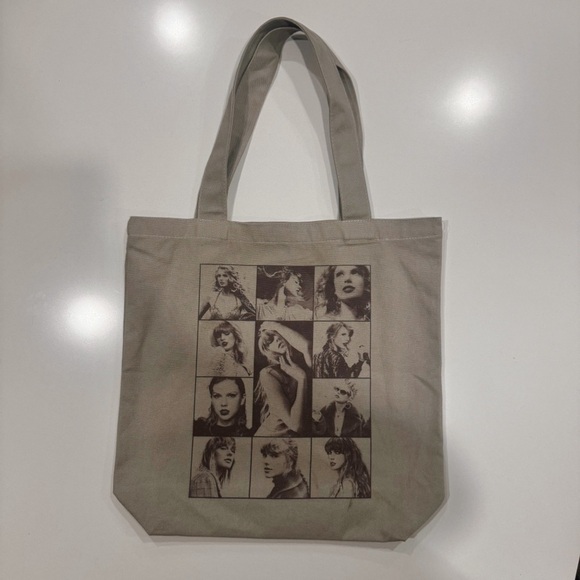 RARE Eras Tour Canvas Tote Bag- Offical Merch Truck, updated with TTPD - Picture 5 of 9